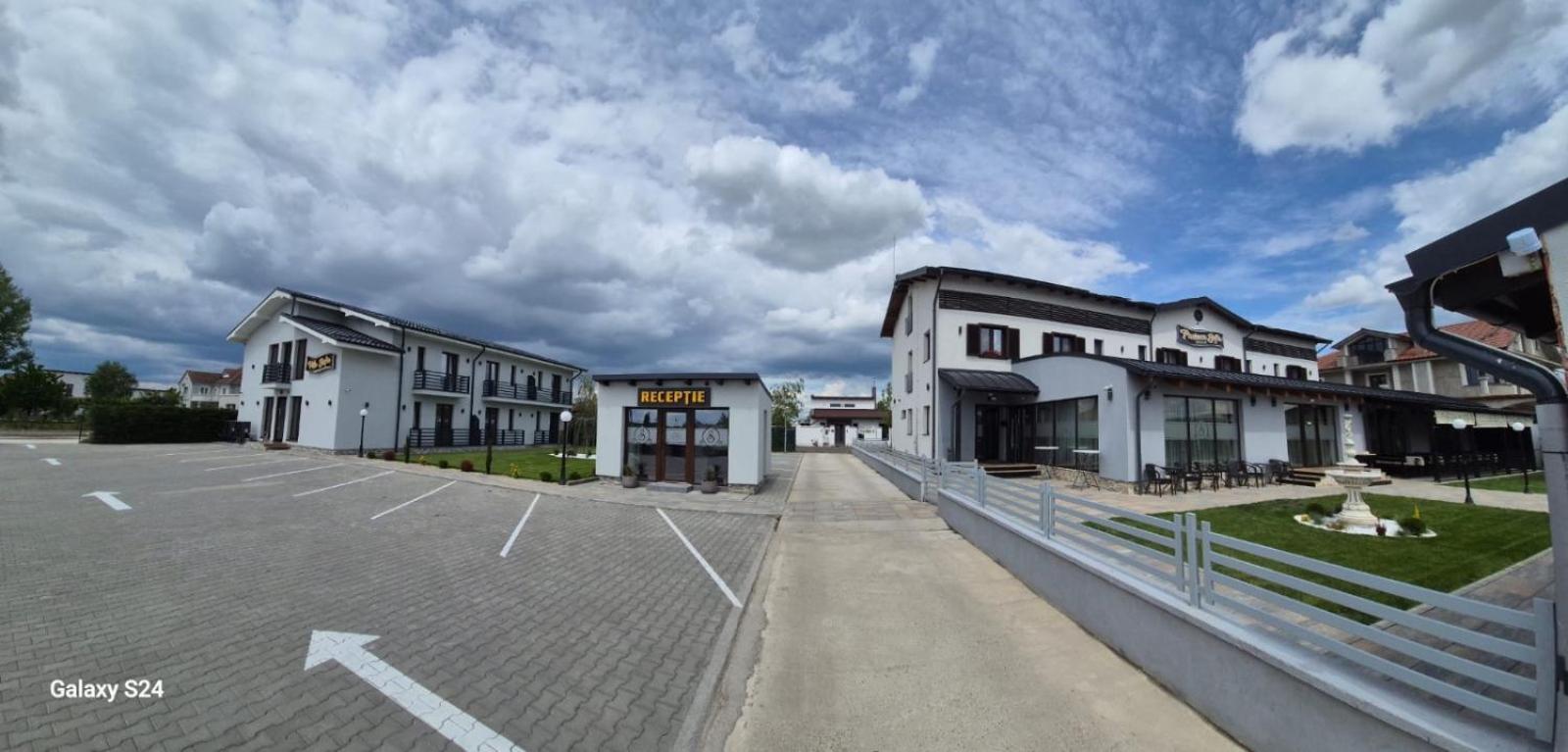 Pensiunea Sofia Satu Mare Exterior foto